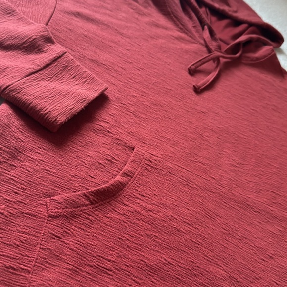 red hoodie - Picture 2 of 7